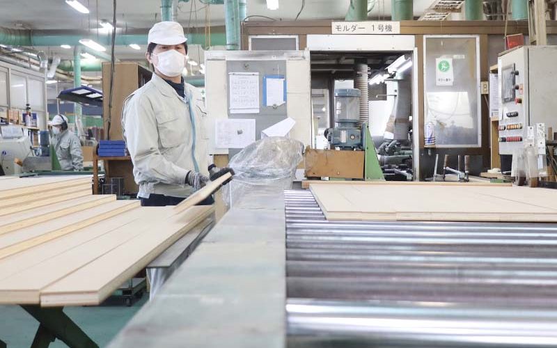 manufacturin_208